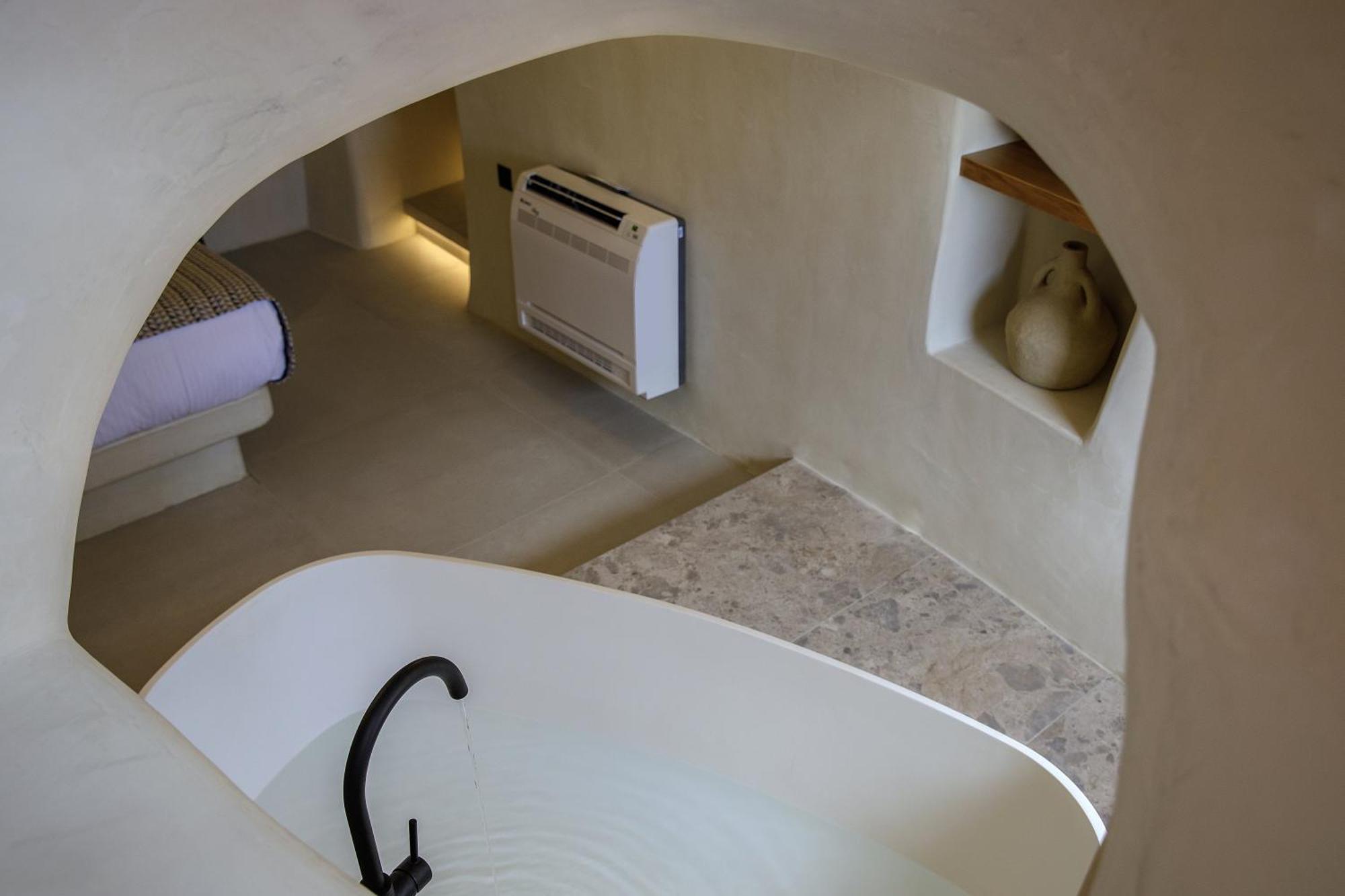 Annouso Villa With Hot Tub By Caldera Houses Oia  Exterior photo